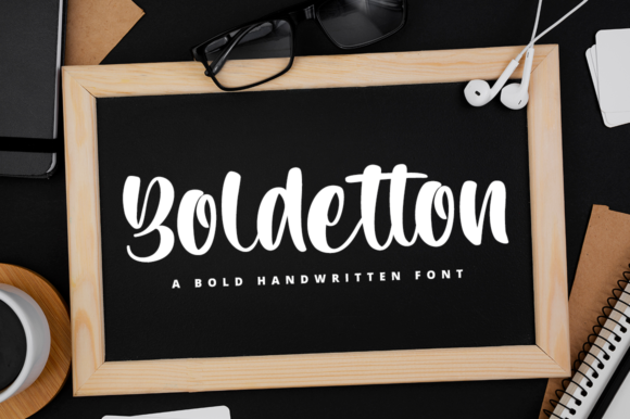 Boldetton: A Playful Script Font for Modern Web Design